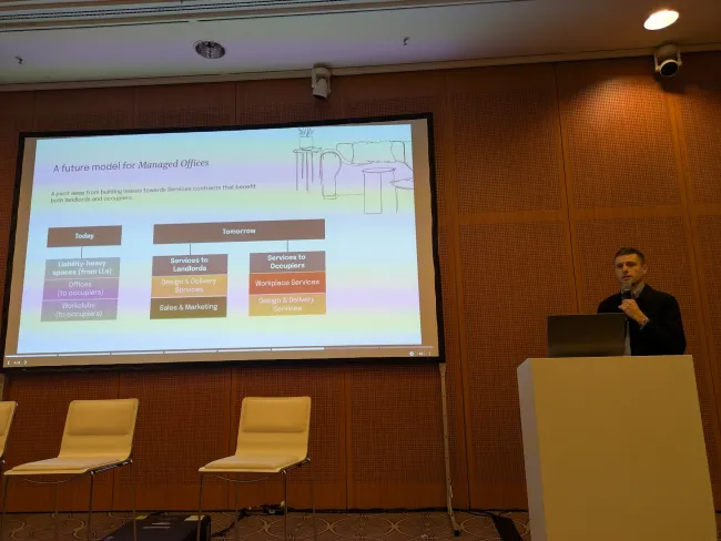 Tailored Managed Offices for Corporatesのスライド